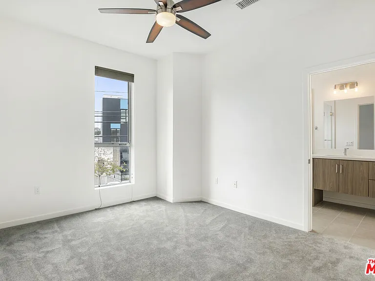 1045 Manzanita St — Photo 29