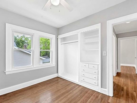 2nd image of 3723 Melbourne Ave #3725