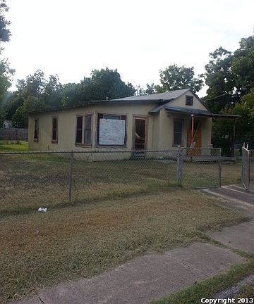 2nd image of 403 PANUCO ST