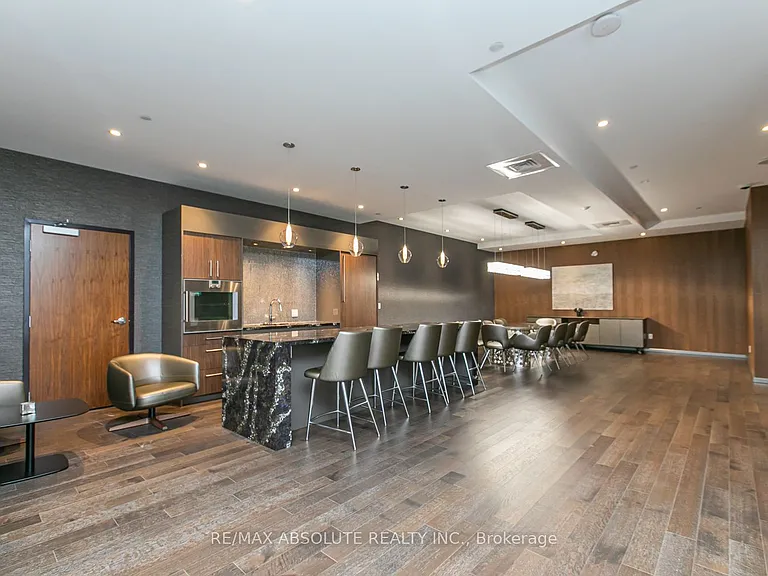 101 Queen St #1011 — Photo 15