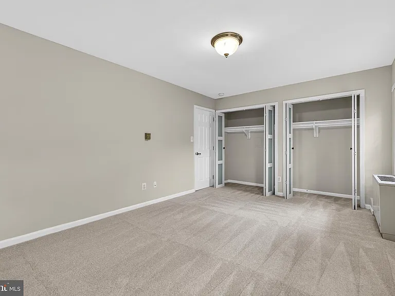 3334 Spring Ln #B30 — Photo 8