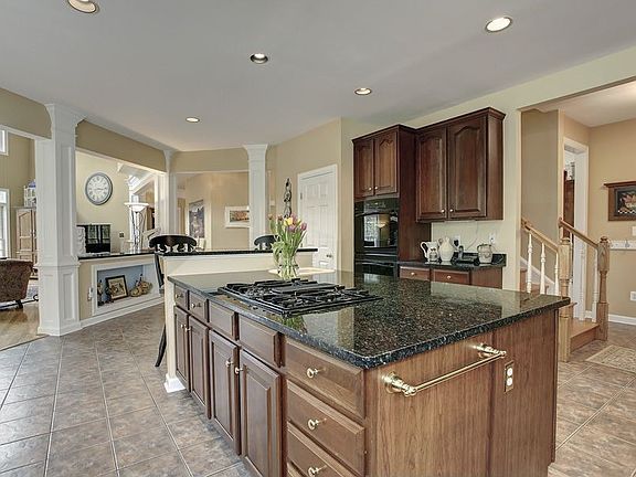 Expansive Kitchen
