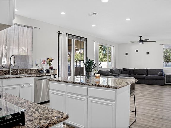 3rd image of 2301 Foxtail Dr