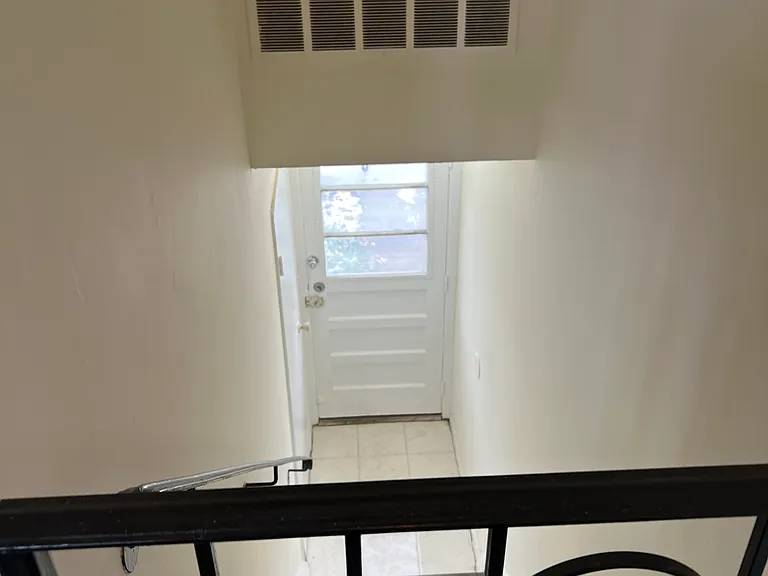 57 Judson St #12B — Photo 6