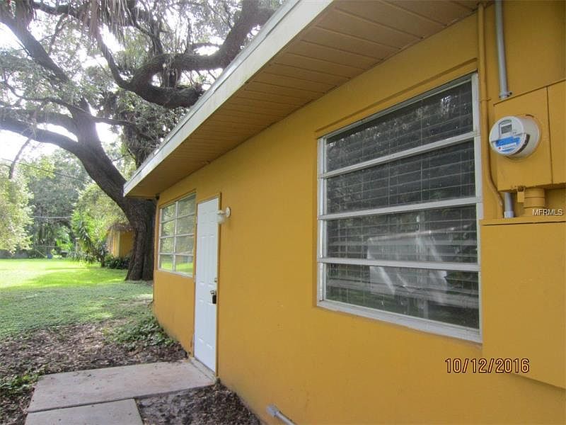 1st image of 23076 Central Ave APT 3