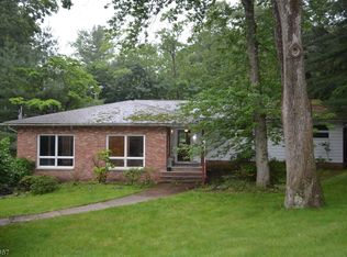 130 Summit Ave, Pompton Lakes, NJ 07442