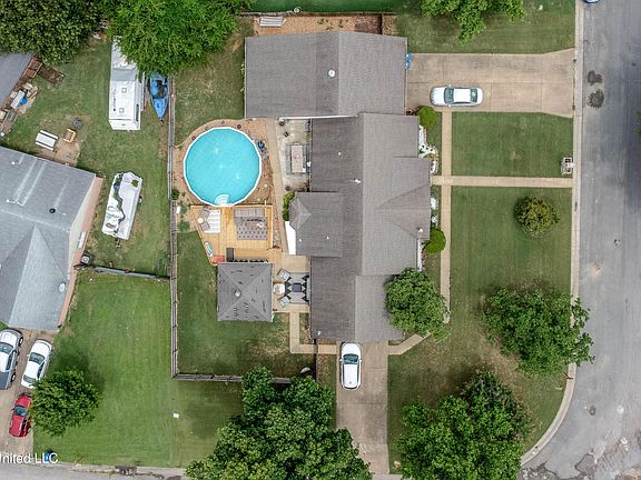 3rd image of 2641 Susie Ln