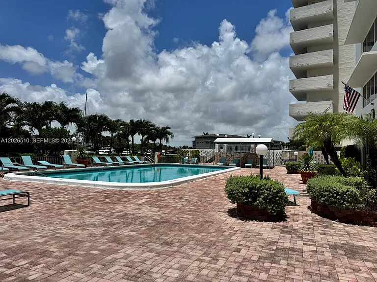 401 Golden Isles Dr #614 — Photo 54