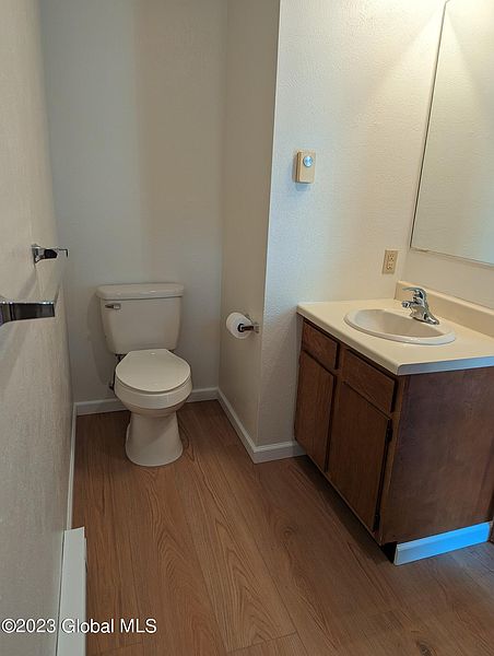 3rd image of 24 Cromwell Drive