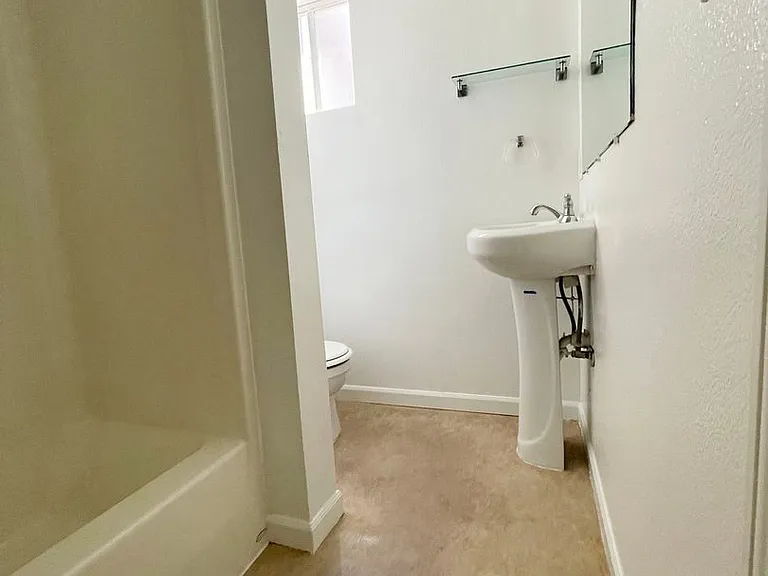 8880 SW Cashmur Ln #A — Photo 12
