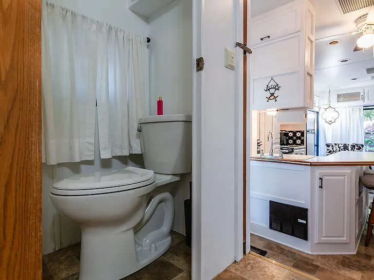 5296 Alta Vista St #C — Photo 16