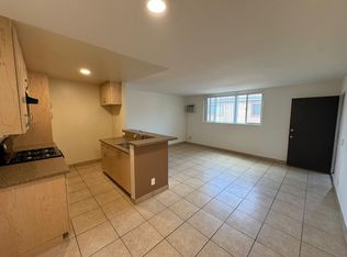 14215 Calvert St APT 6, Van Nuys, CA 91401
