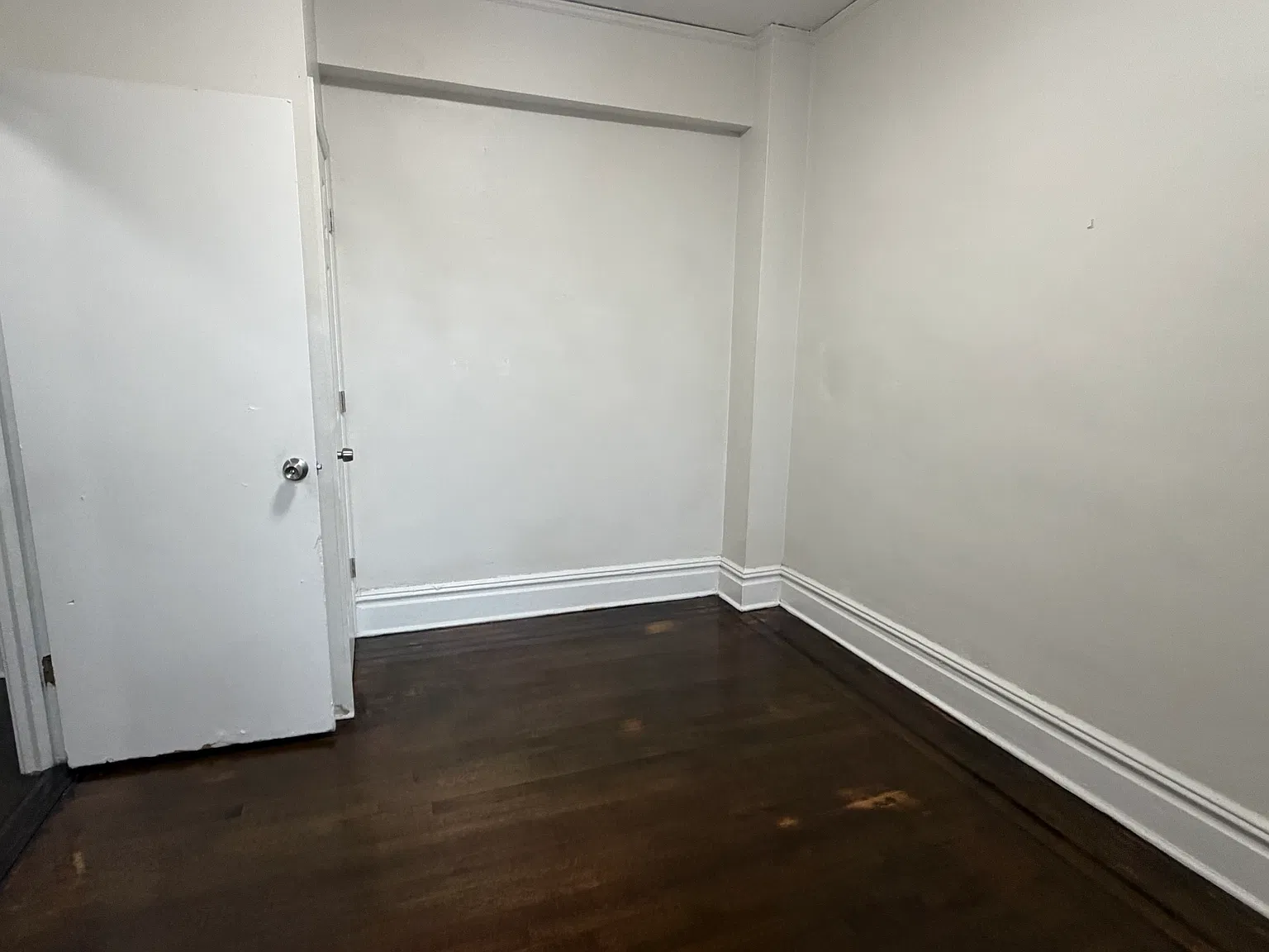 157 S Harrison St — Photo 4