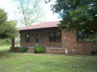 29711 Memorial Rd, McLoud, OK 74851