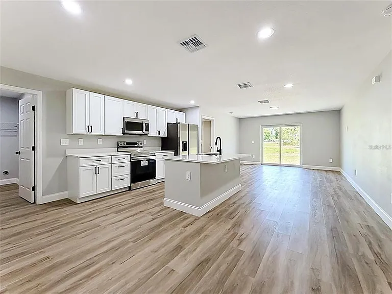 6 Cedar Trace Ct — Photo 3