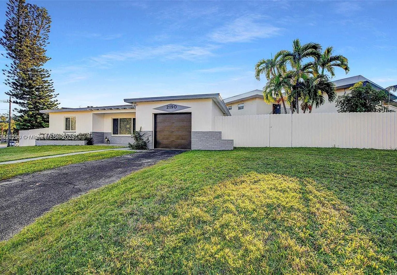 3 bed, $4,000 — Photo 3