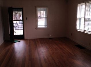 815 W 1st Ave, Cheyenne, WY 82001
