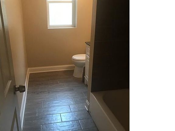3rd image of 7740 S Yates Blvd