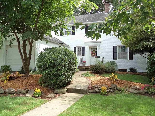 1st image of 2213 E Chandler Ave
