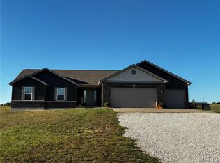 135 White Wildlife Rd, Silex, MO 63377