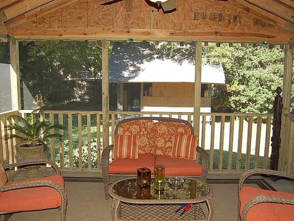 4th image of 1374 S Lakeland Dr