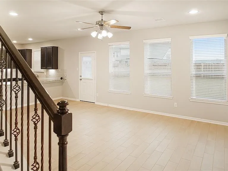 15643 Countesswells Dr — Photo 7