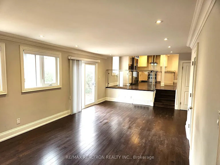207 Bayview Fairways Dr — Photo 10