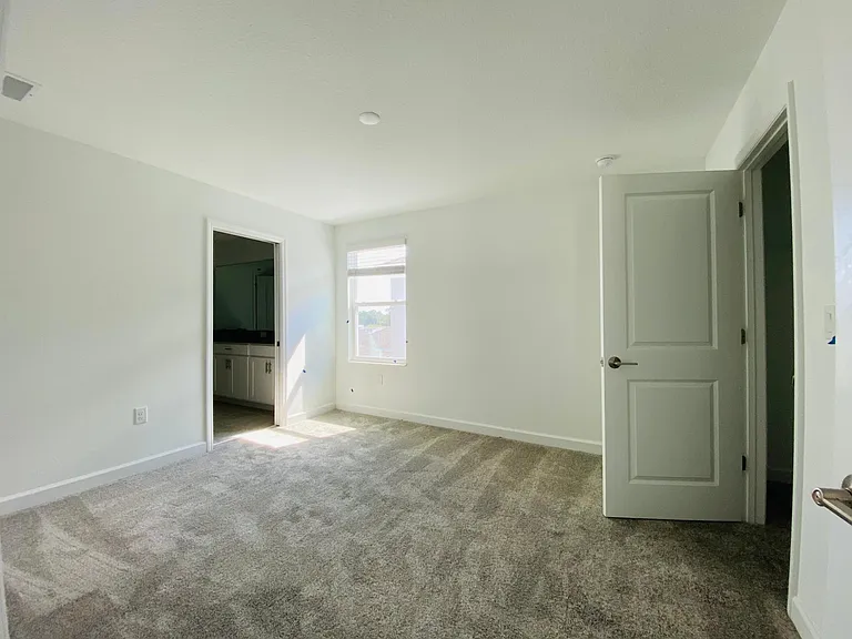 9959 Introduction Way — Photo 21