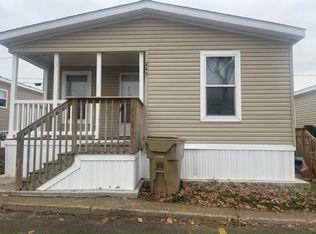 245 Bunting Ln #245, Madison, WI 53704