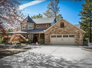 8801 Rosewood Hills Dr, Edwardsville, IL 62025