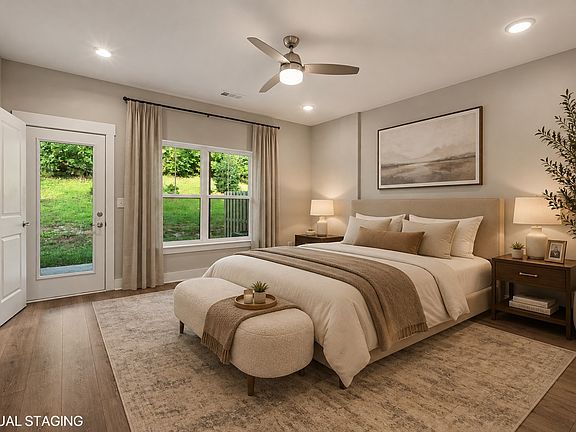 5th image of 239 Stonecrest Cir