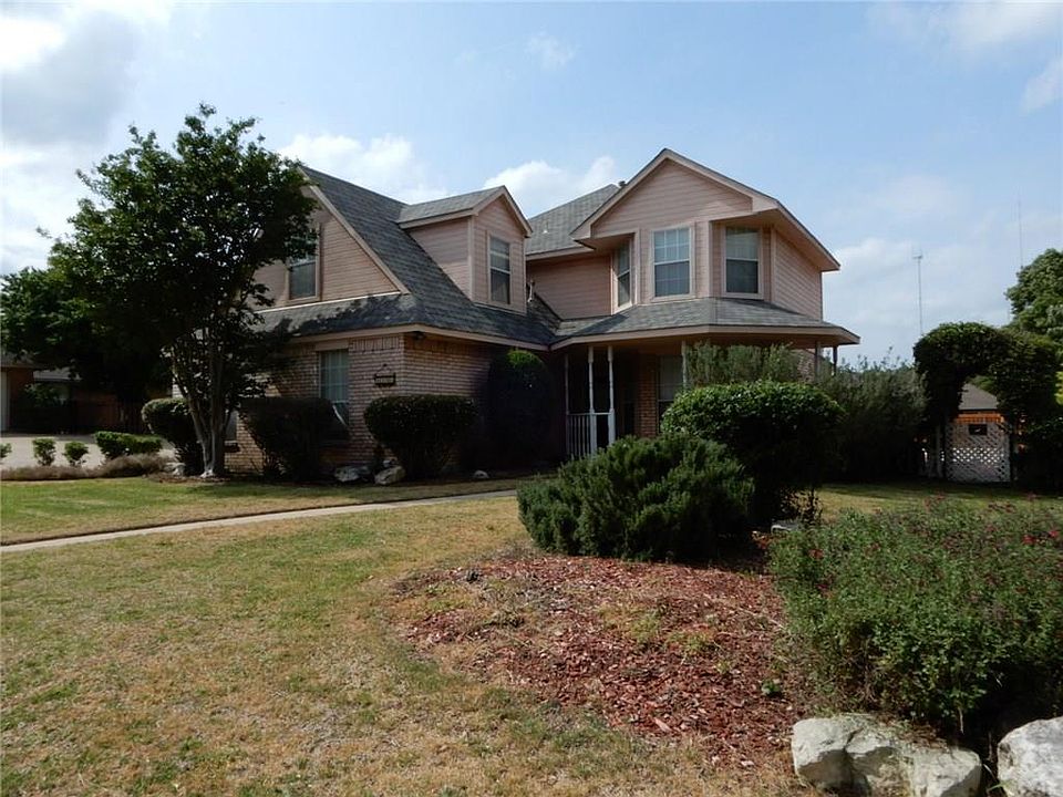 1st image of 1526 Valerie Dr