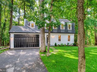 1420 Fallswood Dr, Rockville, MD 20854