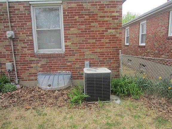 4th image of 4073 Germania St