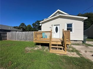 5912 Old Ave, Newport News, VA 23605