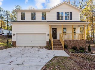 824 Estes Ln, Holly Springs, NC 27540