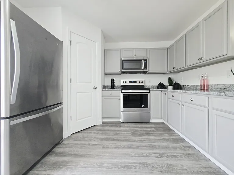 2529 Piering Dr — Photo 21