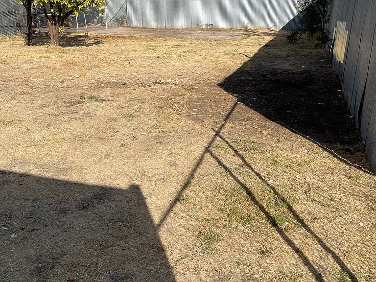 1964 S Adelbert Ave — Photo 9