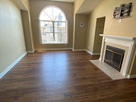 2nd image of 418 Delaware Ave APT 306