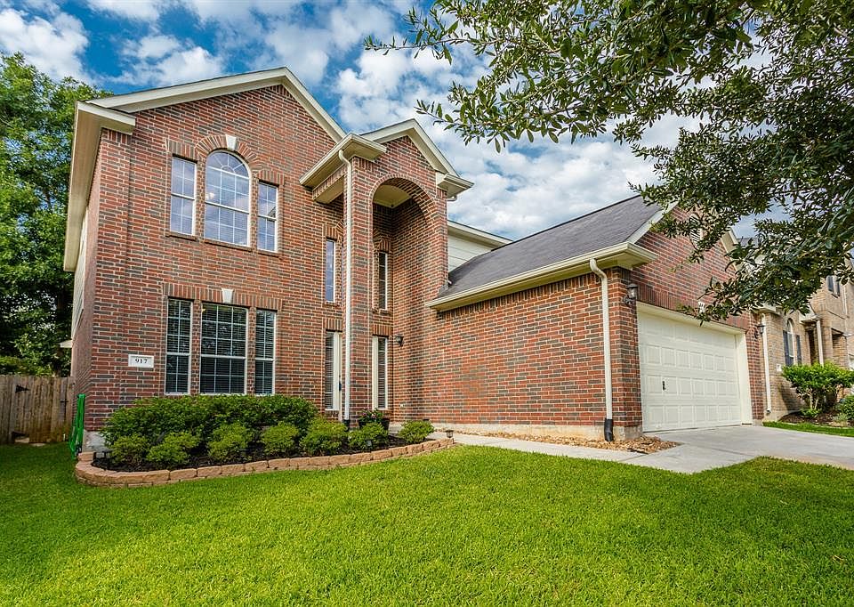 1st image of 917 Summer Wood Blvd