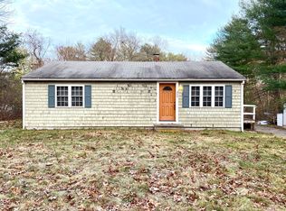 355 Pleasant St, Hanson, MA 02341