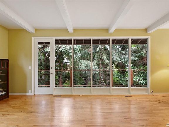 2nd image of 8703 NE 21st St