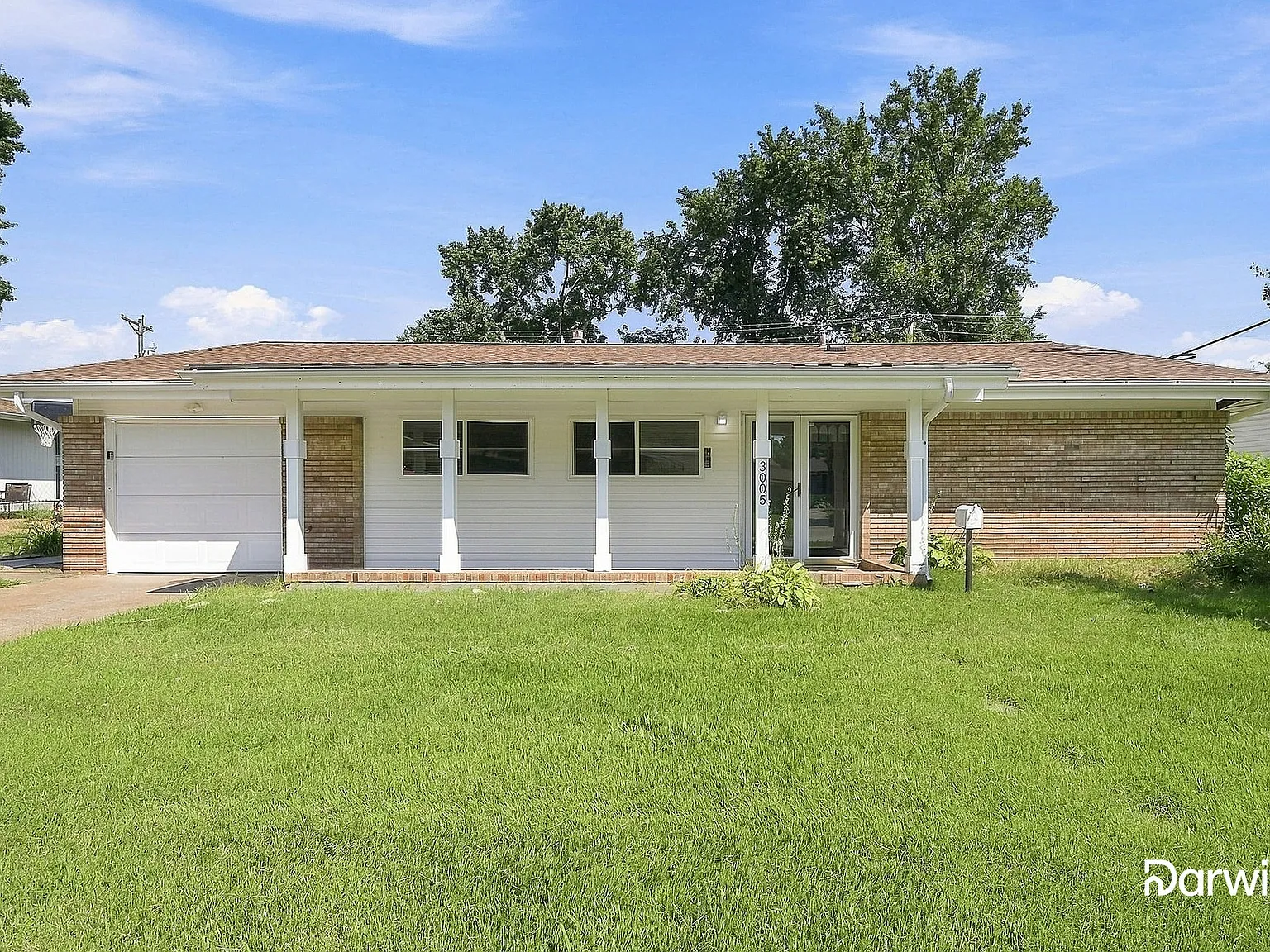 3 bed, 2.0 bath, 1718 sqft, $1,910 — Photo 1