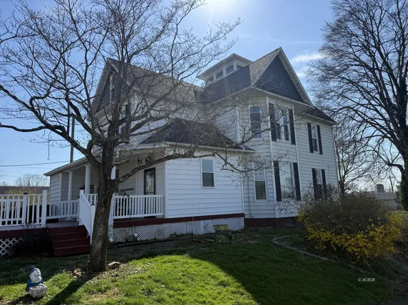 606 E Main St, Racine, OH 45771