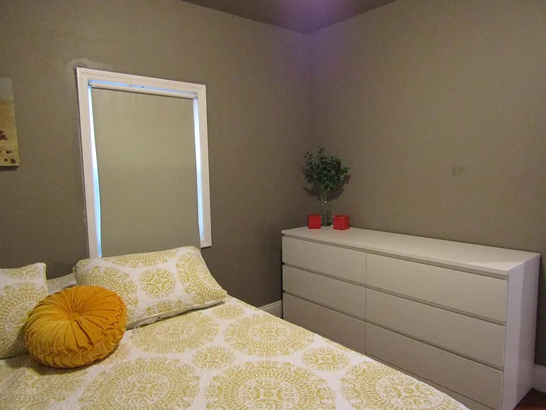 1726 Melrose Ave — Photo 21