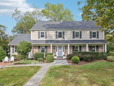 27 Lloyd Rd, Bernardsville, NJ, 07924