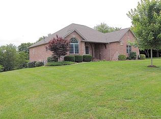 447 Cowboy Aly, Jackson, MO 63755