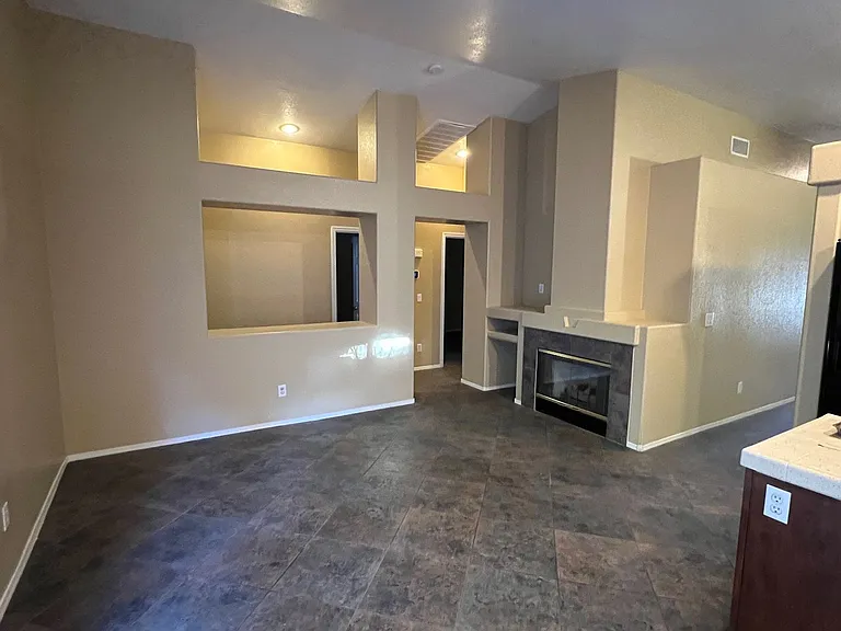 44 Tanglewood Dr — Photo 8