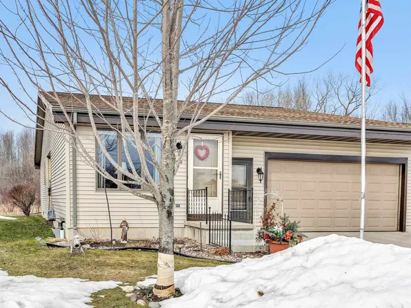 2422 Paul Rd, Manitowoc, WI 54220