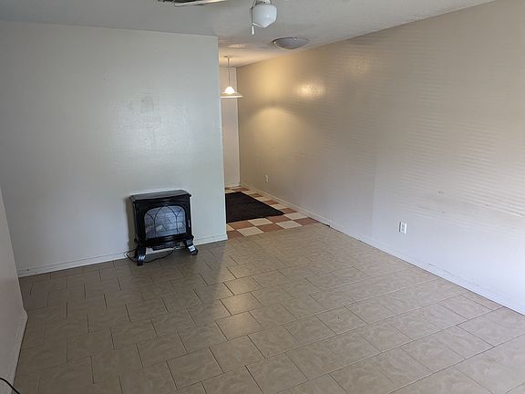 4th image of 3377 Greenbriar Cir